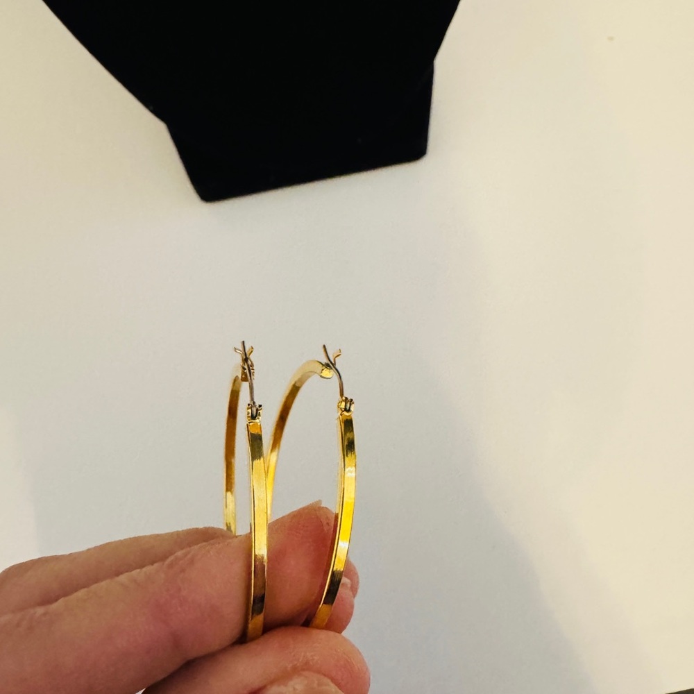 Vintage Gold Hoop Earrings
